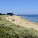 Plage de Locmariaquer © Yannick Le Gal CRT